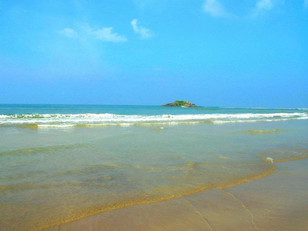 Sagarika Beach Hotel Moragalla Екстериор снимка