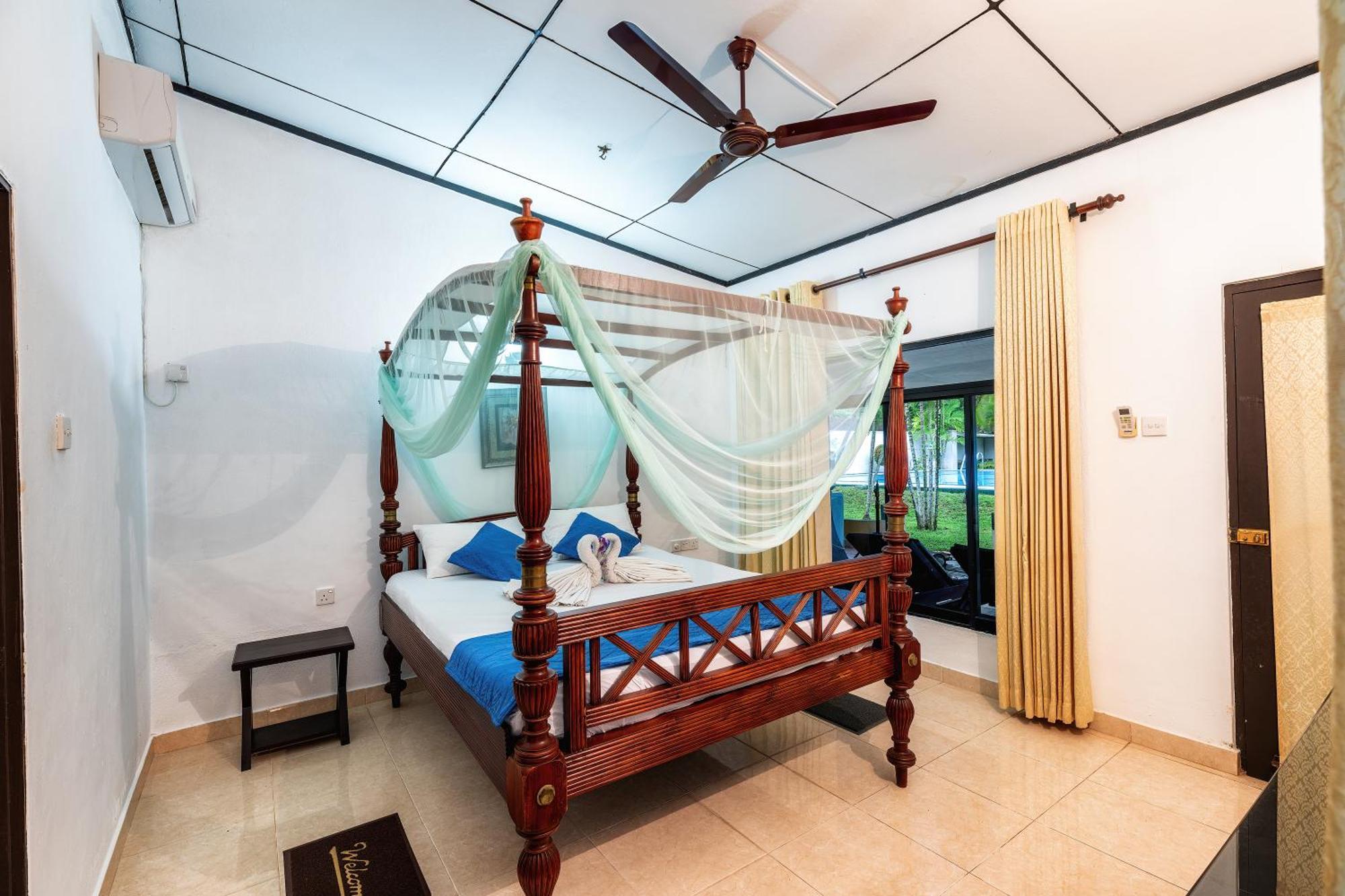 Sagarika Beach Hotel Moragalla Екстериор снимка