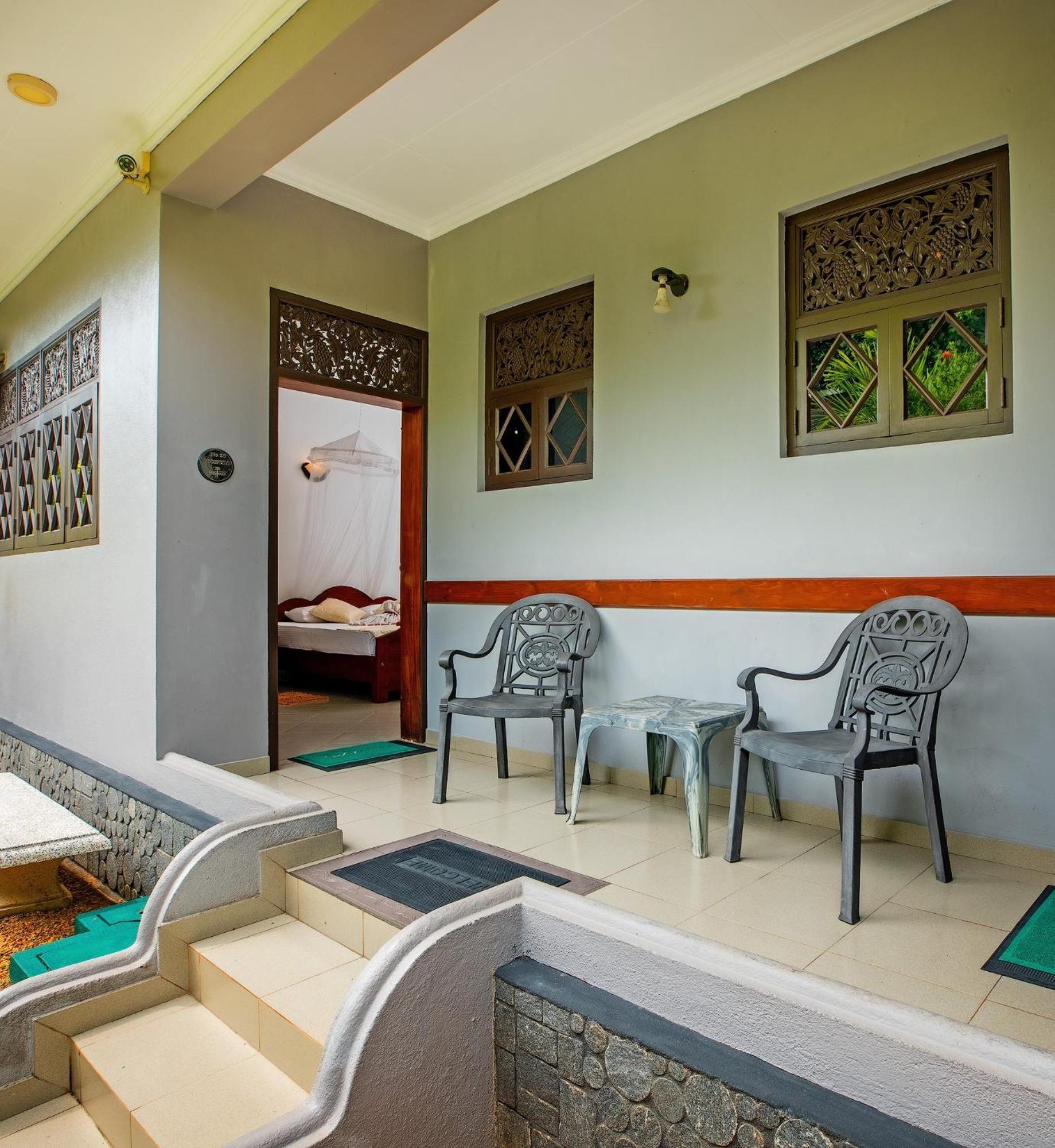 Sagarika Beach Hotel Moragalla Екстериор снимка